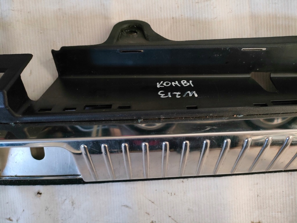 фото №8, Mercedes w213 kombi порог багажника