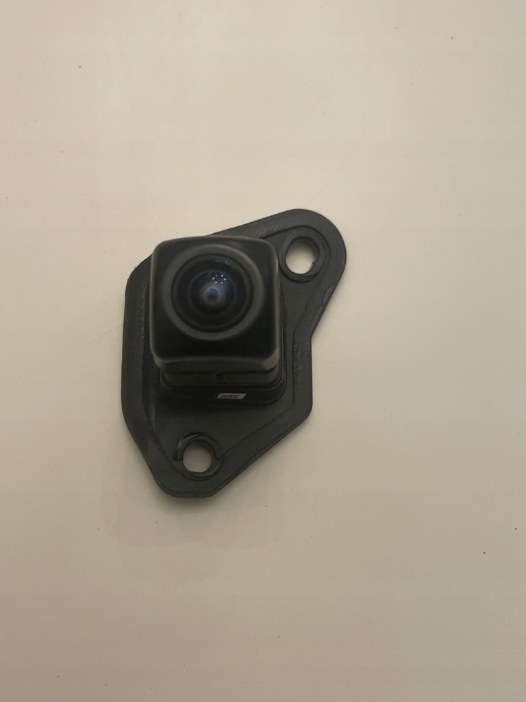 фото №1, Toyota prius iv камера заднього виду 867b0-47040 оригінал