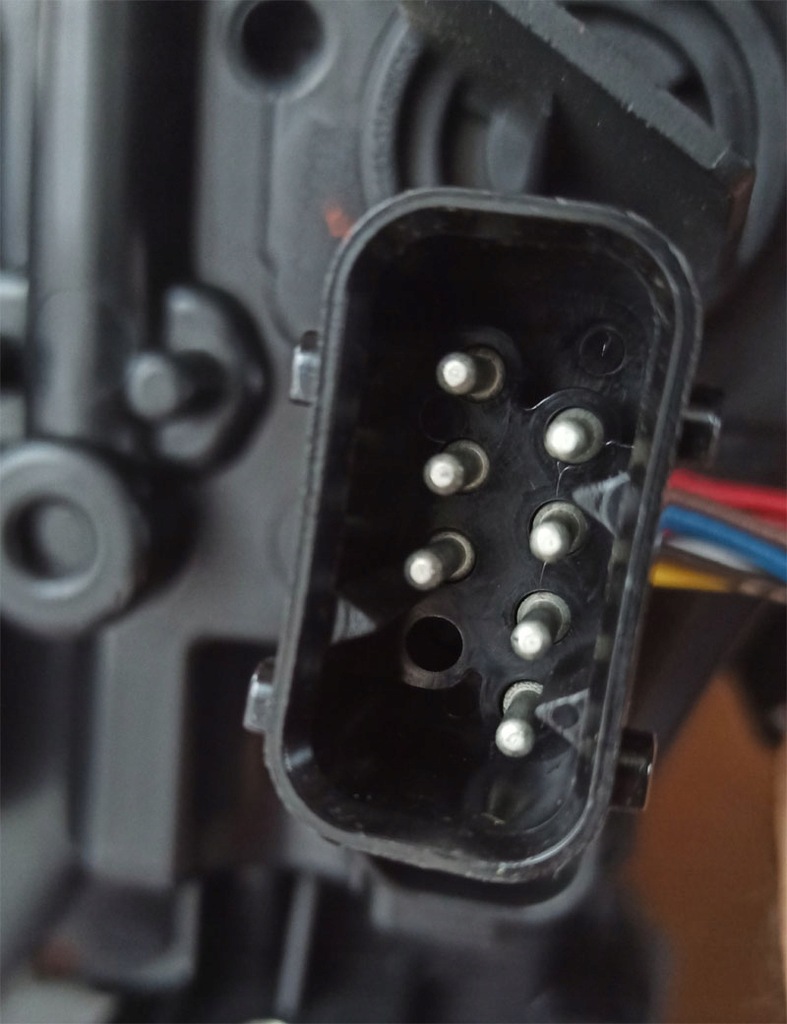 фото №12, Bmw 5 e60 e61 03-07 лампи фари перед przedniesoczewki h7 кільця led