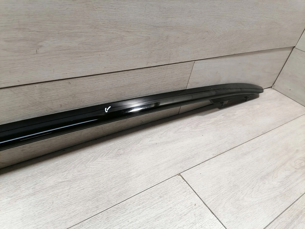 фото №7, Taycan рейлинг крышный левый 9j0860025