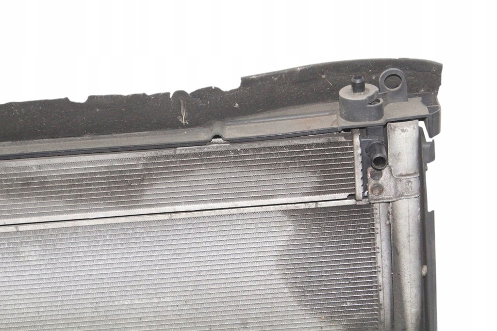 фото №10, Комплект радіатор toyota auris _e15_ 160400t490 1.8l hybrid 73kw 2011