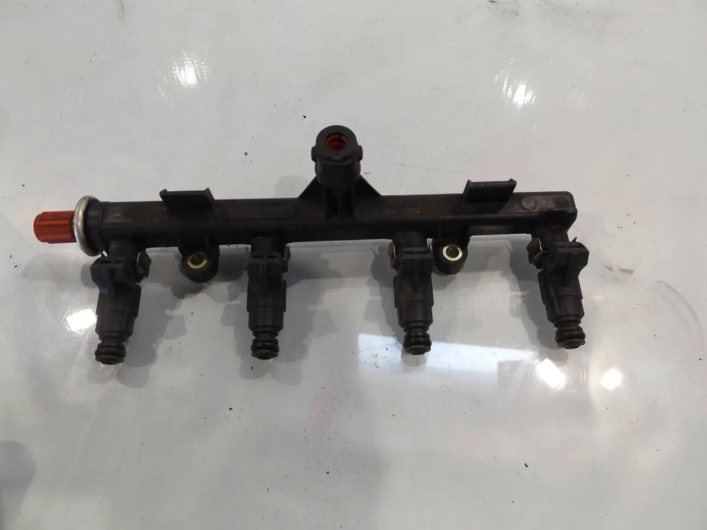 фото №3, Grande punto 1,4 молдинг впрыскная