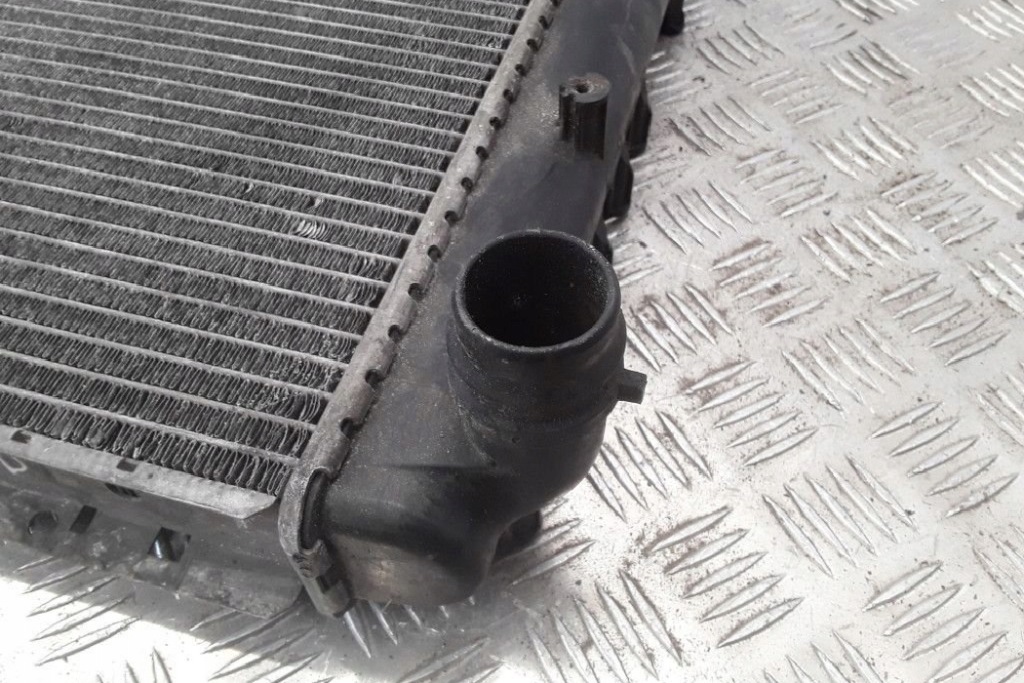 Радиатор воды lancia thesis 841_ 51742221 2.4l дизель 129kw 2006 с Разборки