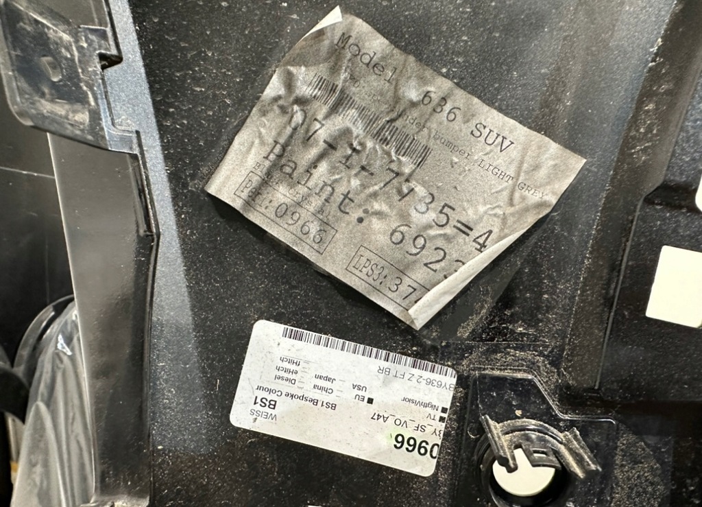 фото №8, Bentley bentayga v8 передній бампер 36a807093