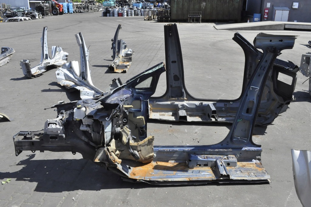 фото №8, Volkswagen golf vii чверть лонжерон права перед