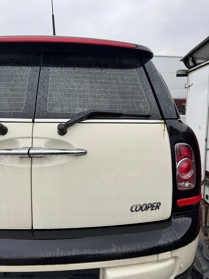 фото №2, Mini cooper clubman r55 r56 1,6 дверь задняя p