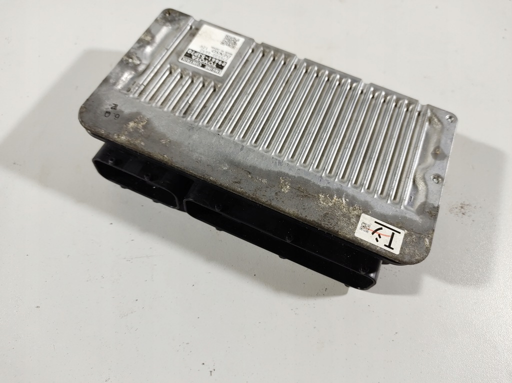 фото №15, Lexus is300h 13r бортовий комп'ютер двигуна 89661-53p70