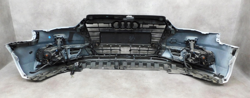 Audi a3 8v5 sedan бампер перед передній kompletny Київ