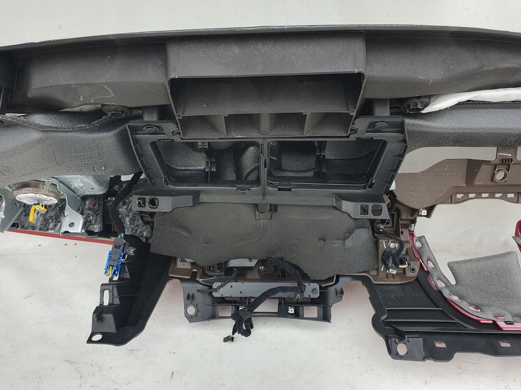 фото №11, Консоль приборная панель подушки безопасности alfa romeo giulia qv q4 кожа нитка демонтаж