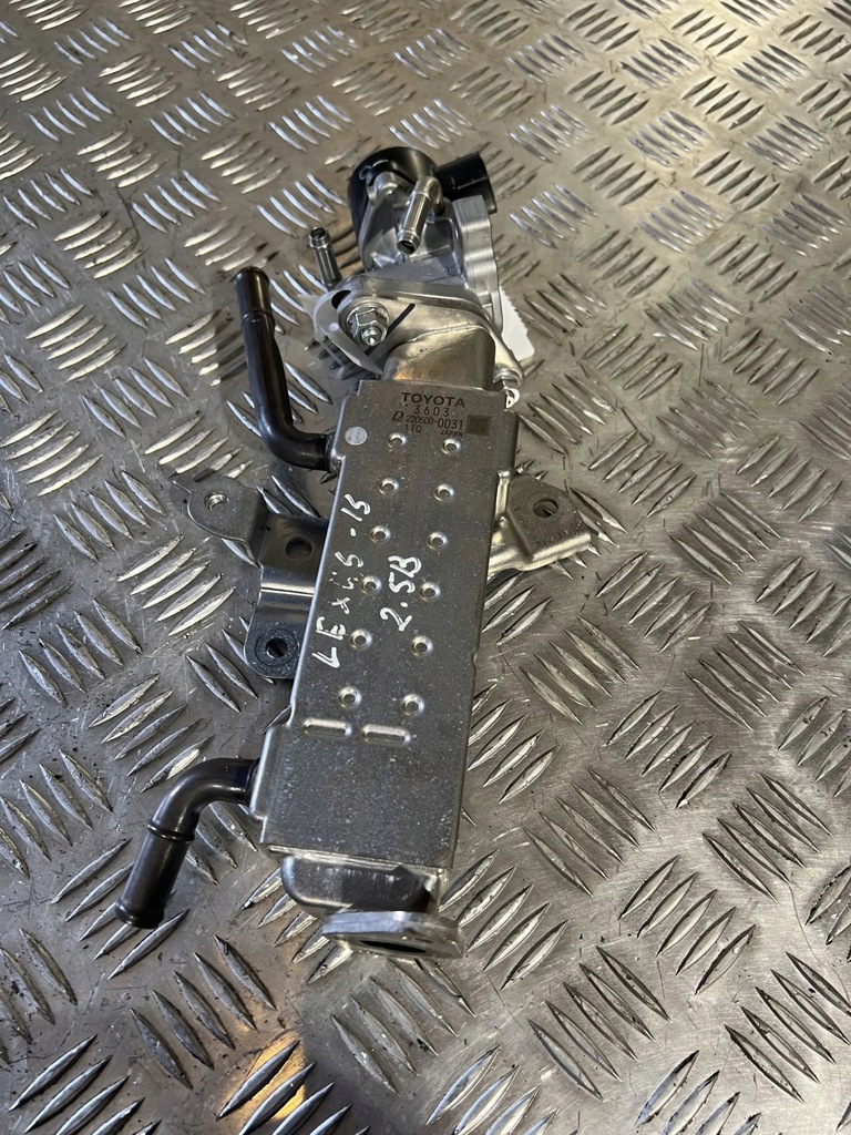 фото №1, Lexus is iii xe30 2014 клапан egr 2205000031