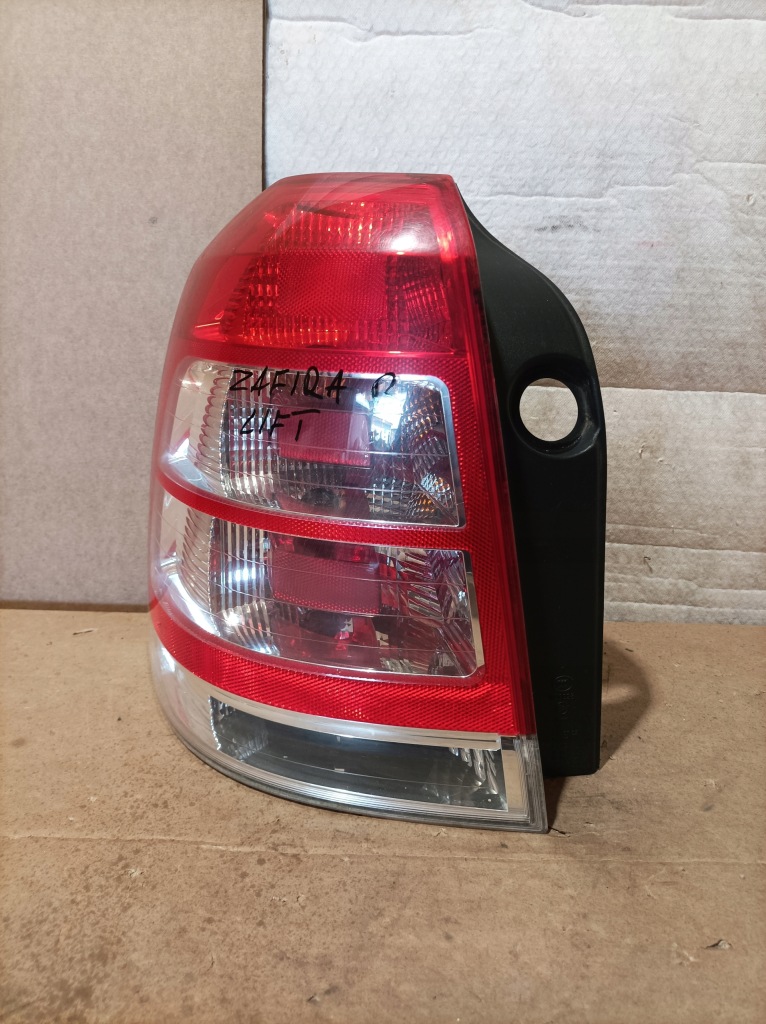 фото №1, Opel zafira b lift лампа левая задняя 13305774