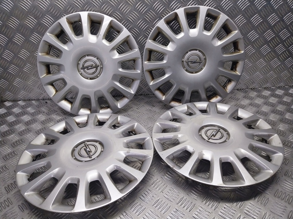 фото №1, Колпак оригинальный r15 opel corsa d 1.2 13269051