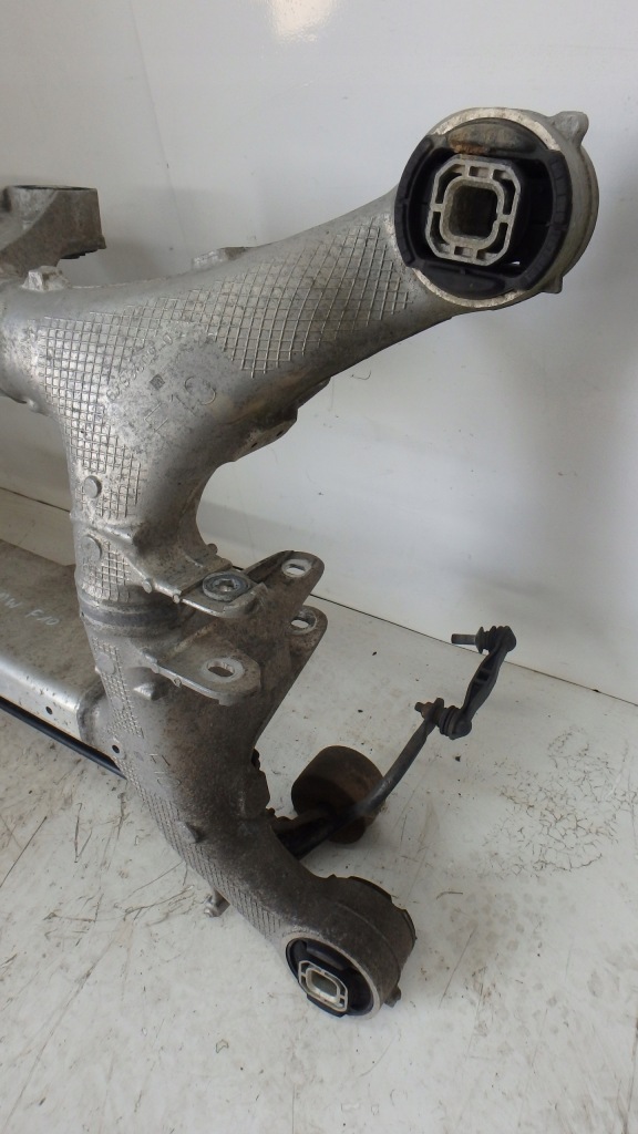 | bmw 5 f10 2.0 d подрамник подрамник задняя подрамник в Украине