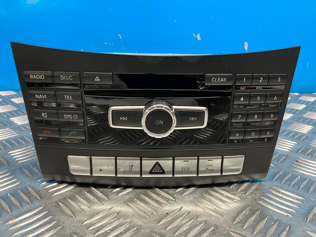 фото №1, Mercedes w212 lift радіо cd оригінальні a2129008524