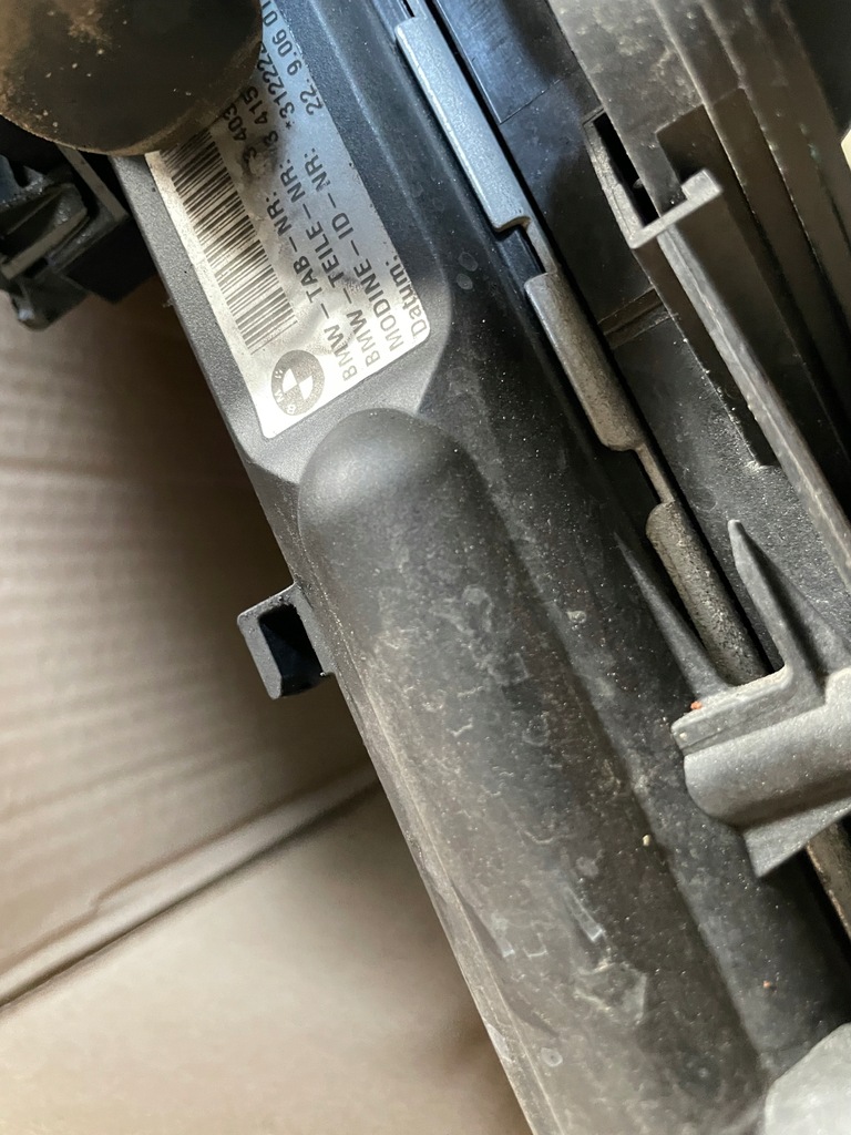 фото №7, Bmw x3 e83 радиатор wody кондиционер бачок бензин n52 комплект радиатор