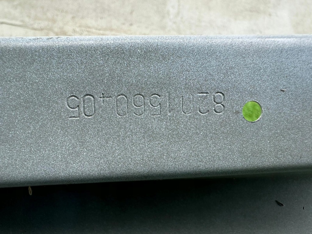 Крыло renault megane iii 09-15r левый перед 8201560405 Доставка