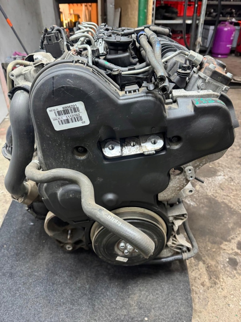 Комплектный  двигатель 2.0 d4 volvo xc60 v60 s60 2 s80 2 v70 v40 d4204t5 Киев