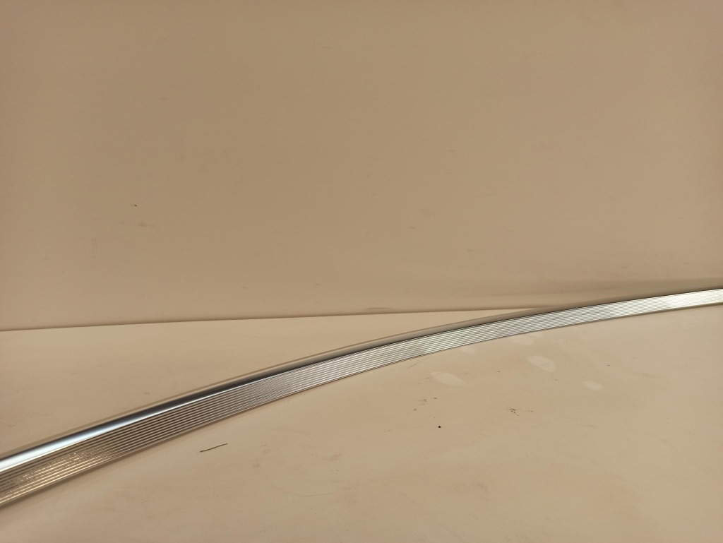 Audi a6 c7 молдинг дахова ліва 4g9853703 в Україні