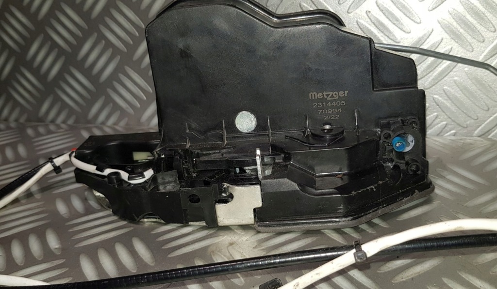 фото №5, Bmw 6 f06 gran coupe замок двері лівий перед 7276319 metzger 2314405 22r