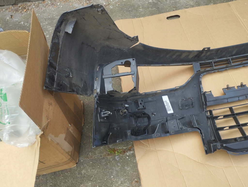 Audi a8 d4 рестайлінг  4h0 передній бампер перед Недорого