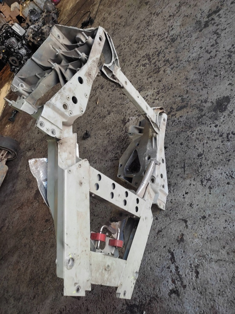 Подрамник задняя ferrari california f149 232707 Недорого