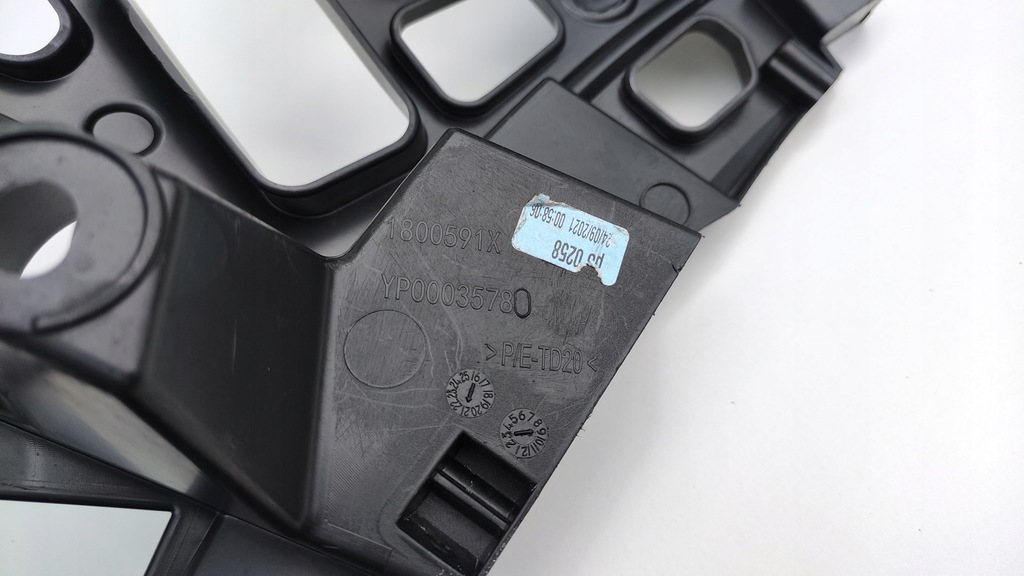 фото №7, Opel grandland x lift напрямна кронштейн бампера лівий задня задній tc294