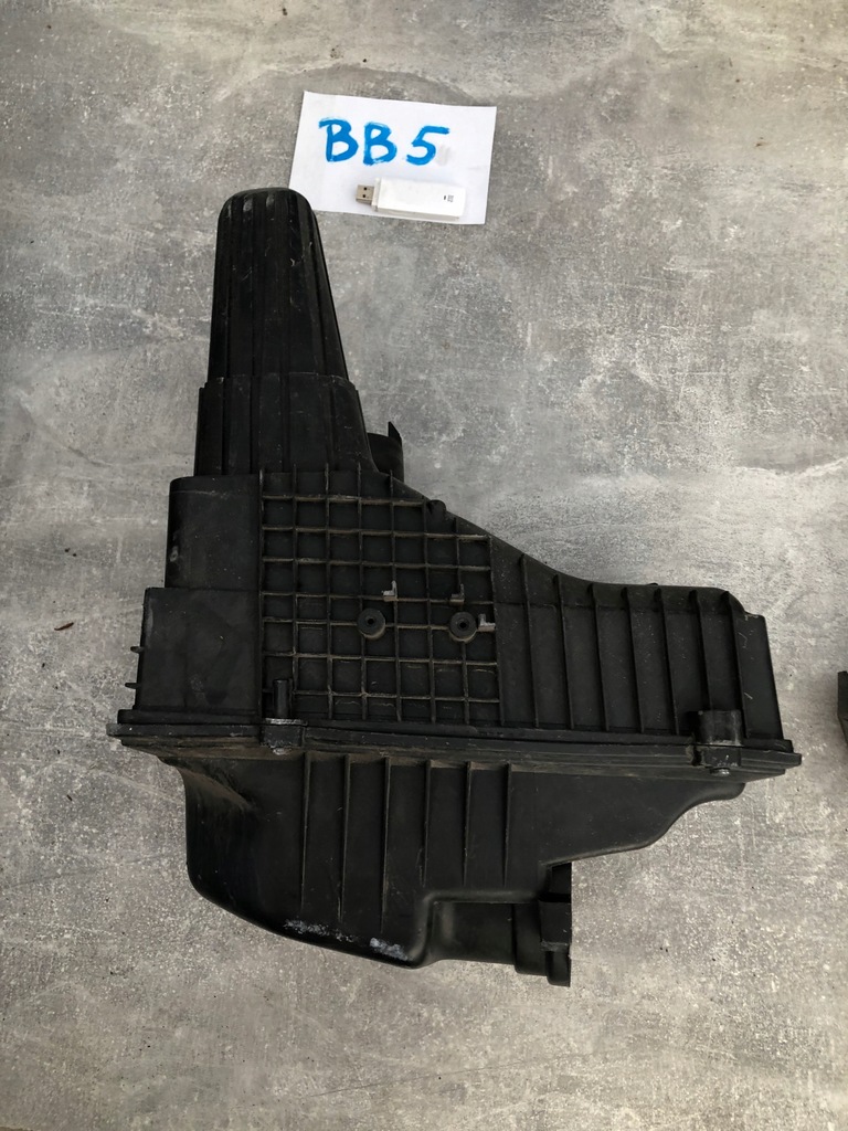 фото №12, Корпус фильтра воздуха peugeot 607 807 c8 c5