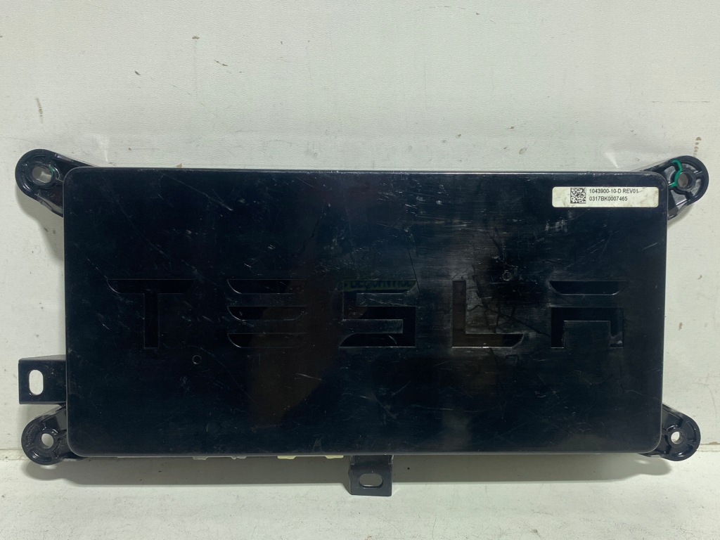Купити Блок керування двері лівий задній tesla model x 1043900-10-d #