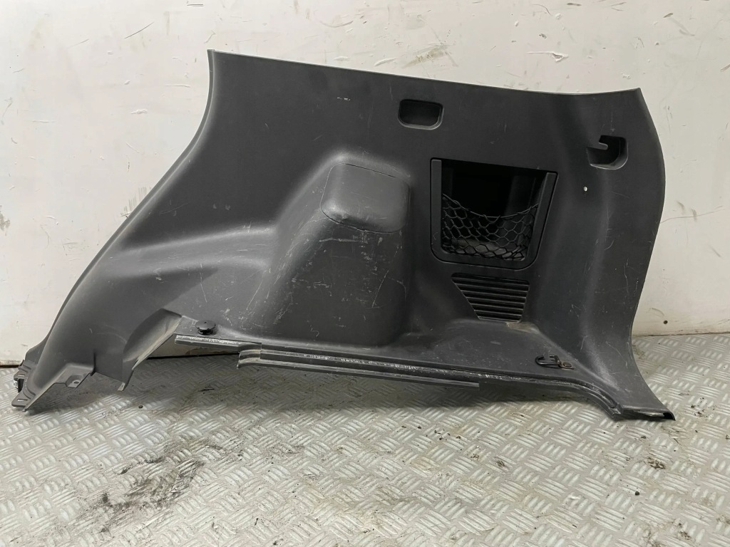 фото №1, Обшивка багажника правый hyundia tucson i