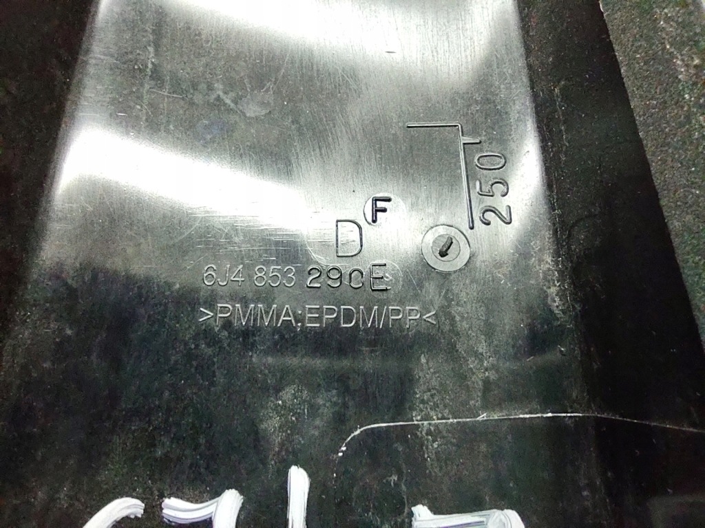 фото №9, Молдинг накладка стойка 6j4853290e seat ibiza 6j iv lift правая покрашенная