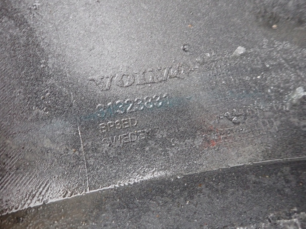 фото №12, Volvo v60 i s60 ii cross country lift 13-18 бампер перед передний sprysk