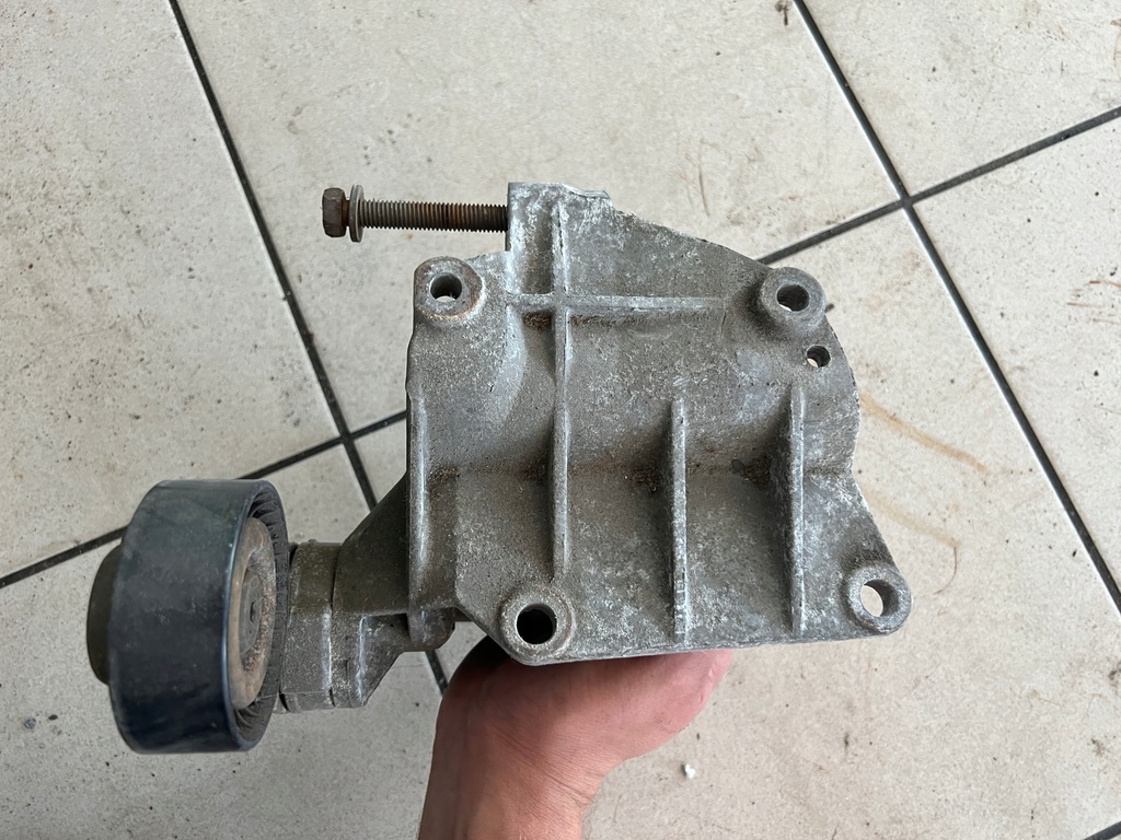 фото №5, Jeep wrangler tj 4.0 97-06 кронштейн натягувач