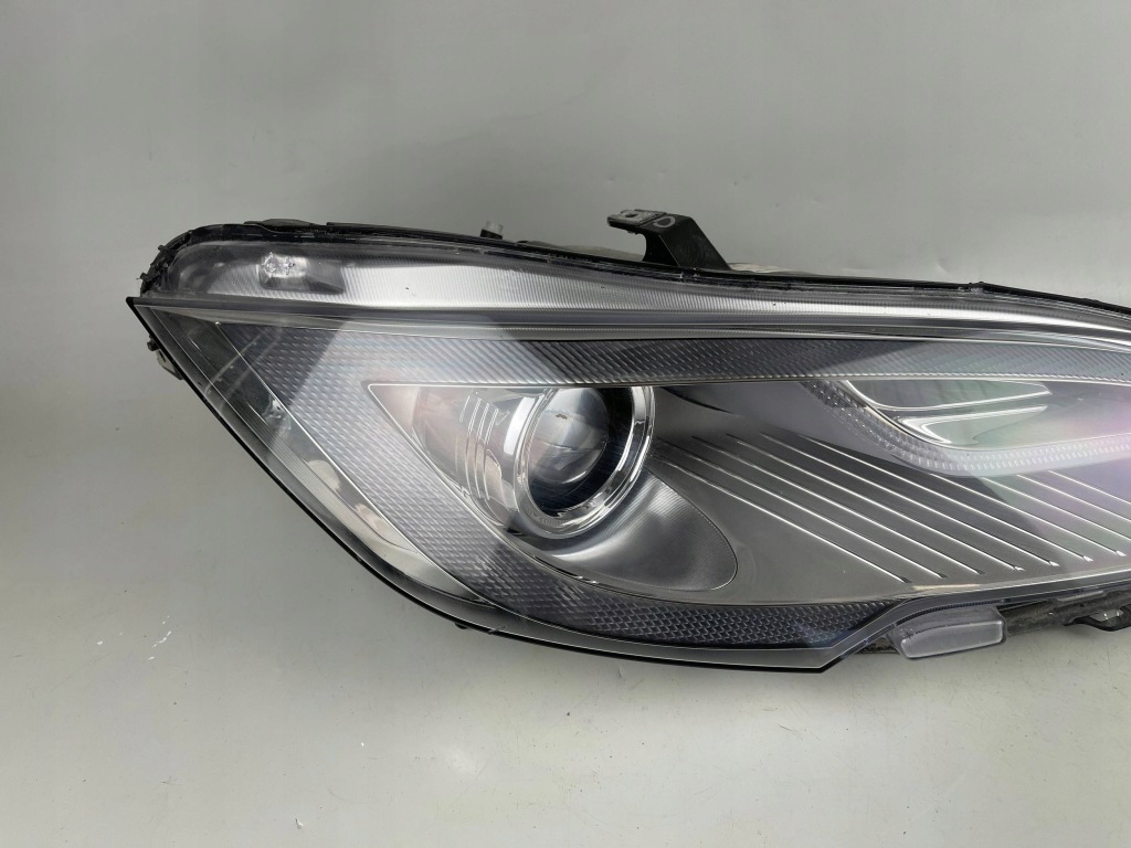 фото №11, Фара перед сторона правая tesla model s 101222700c