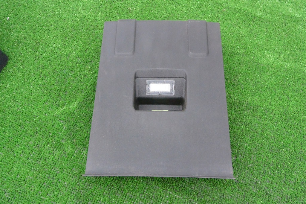 фото №1, Кнопка відкривання кришки корпус tesla model s