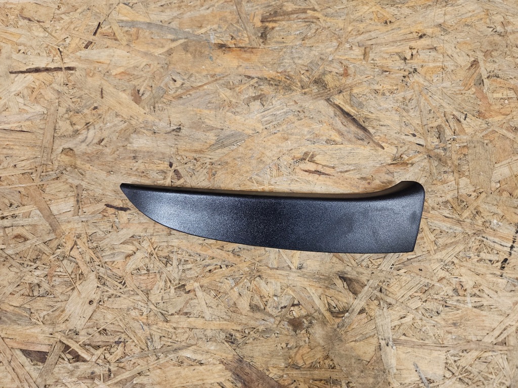 фото №1, Kia rio iv 17-24 правий пластик кришки багажника