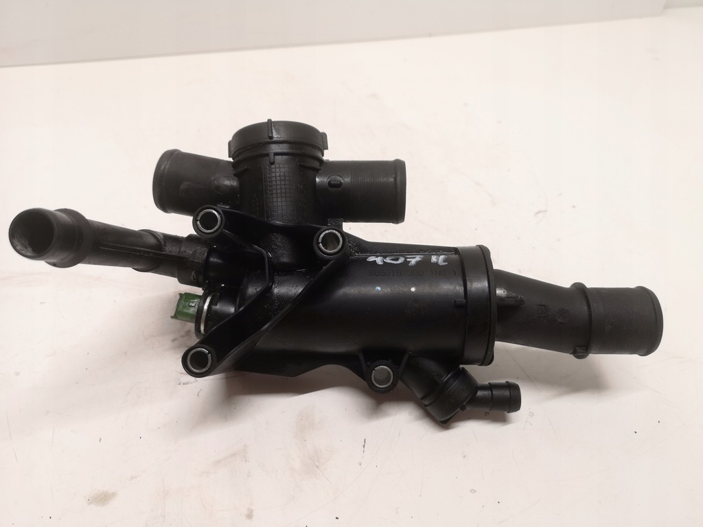 фото №1, Peugeot 407 04-11 2.0hdi rhr корпус термостата