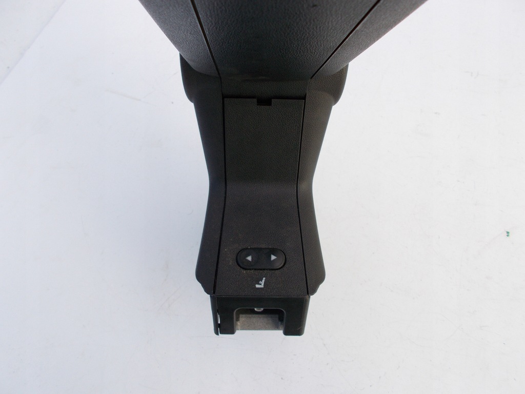 фото №7, Подлокотник крышка кронштейн fiat grande punto