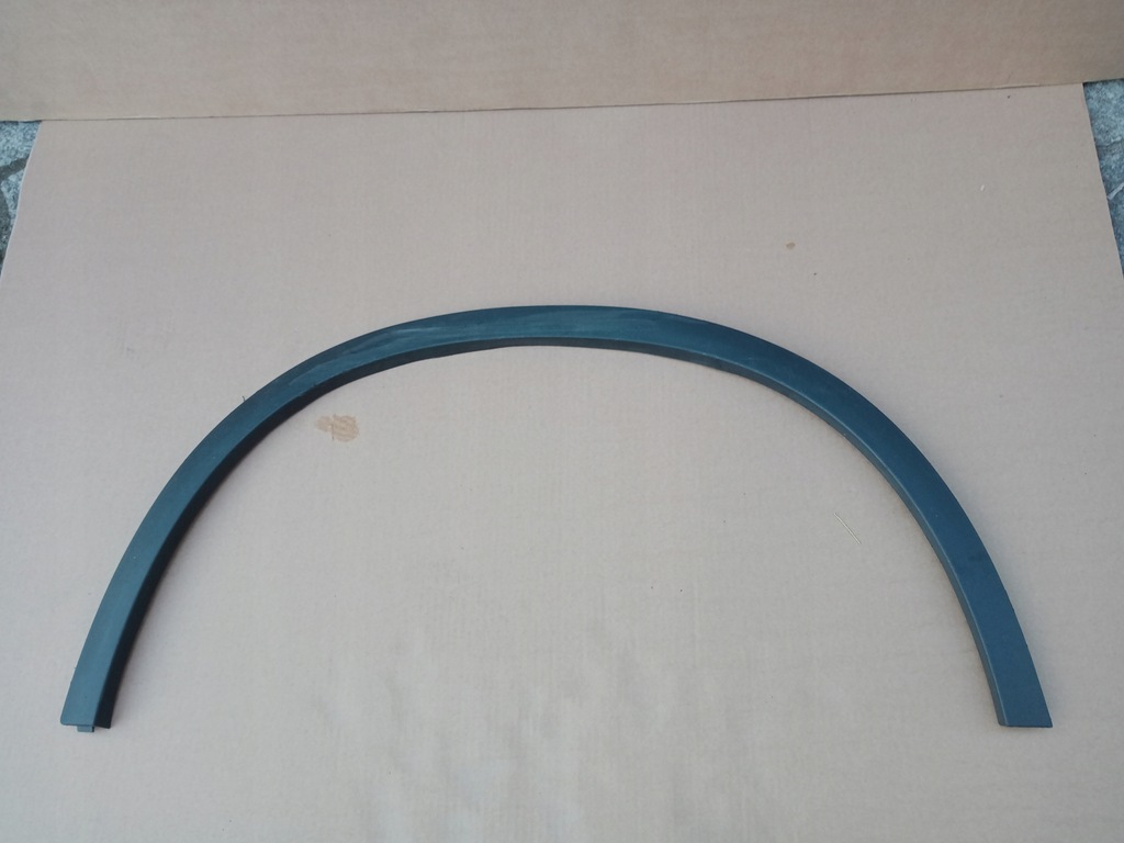 фото №1, Mercedes glc w253 правая молдинг крыла перед a253