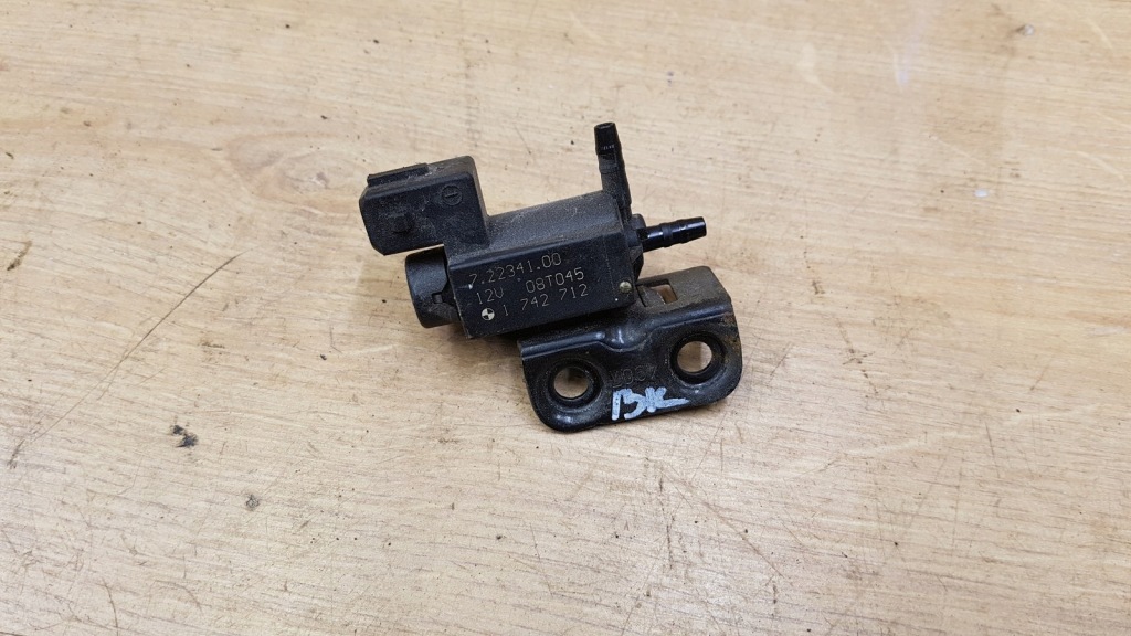 Купить Bmw оригинальный номер 1742712 электроклапан вакуумa