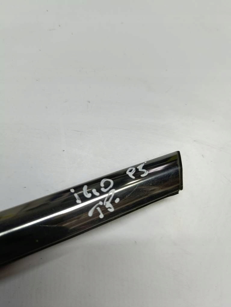 фото №6, Hyundai i40 11-19 молдинг уплотнитель правый задняя