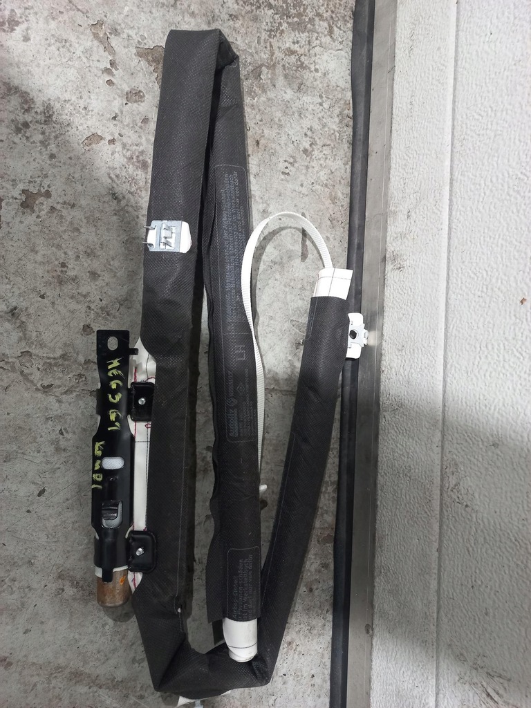 фото №1, Шторка безопасности левая renault megane iii gt lift kombi