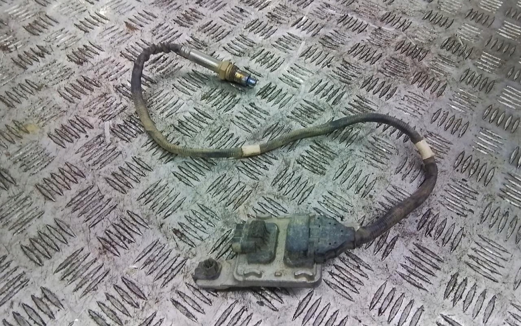 фото №1, Датчик лямбда-зонд nox vw crafter man 04l907805fb