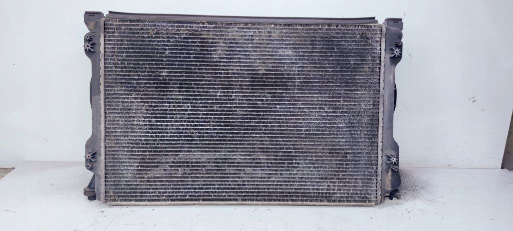 Радиатор воды 2.0 tdi audi a6 c6 4f0121251q с Разборки