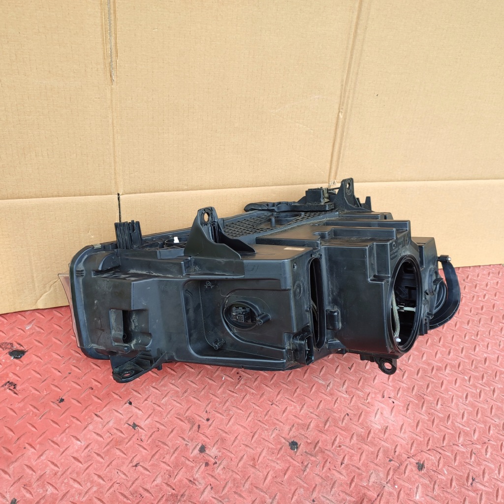 Bmw f15 x5 x6 f16 ксенон поворотний dynamic гарний стан європа фара ліва Оригінал