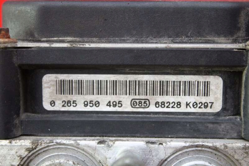 фото №9, Насос abs 47660-9u000 nissan note 1 i e11 1.6 16v 110 km 05-09