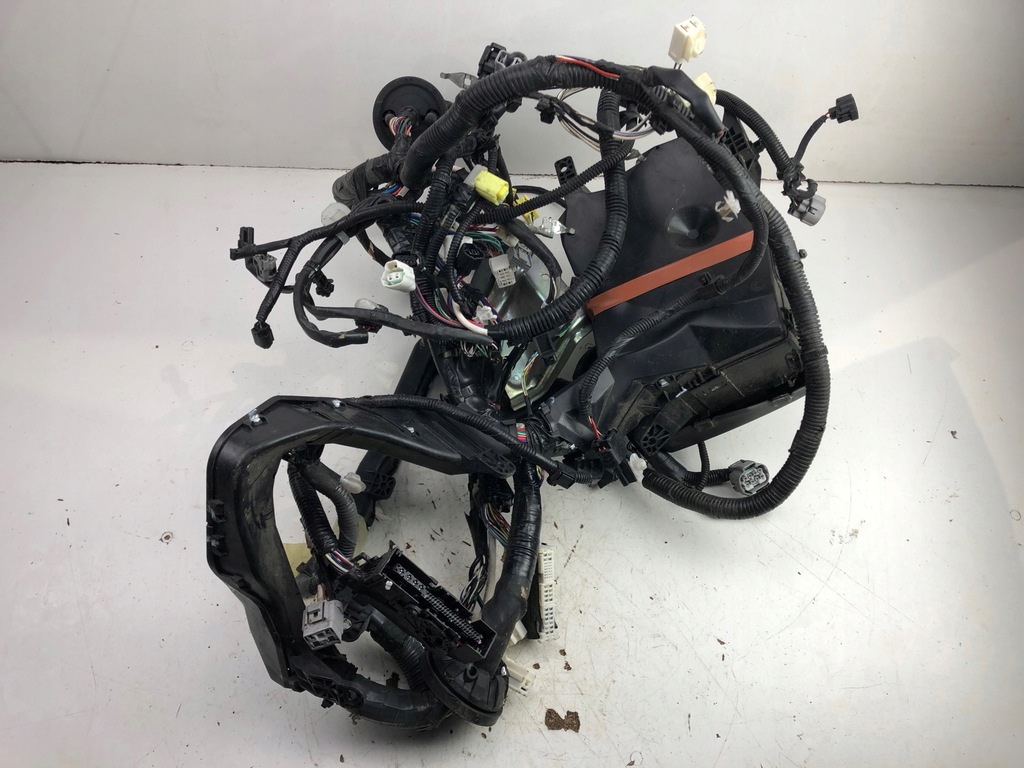 фото №4, Toyota avensis t-27 джгут двигуна