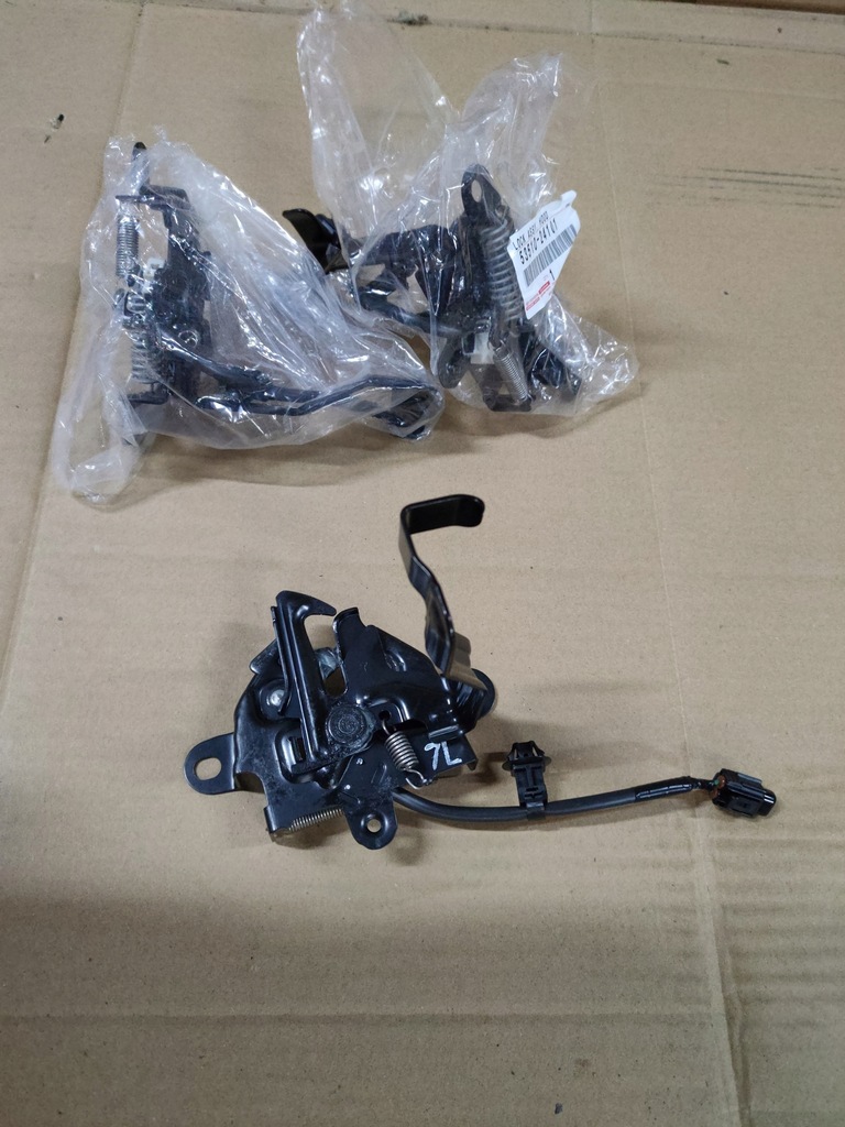 фото №1, Lexus rc350 rc300 rc200 замок капот датчик новий