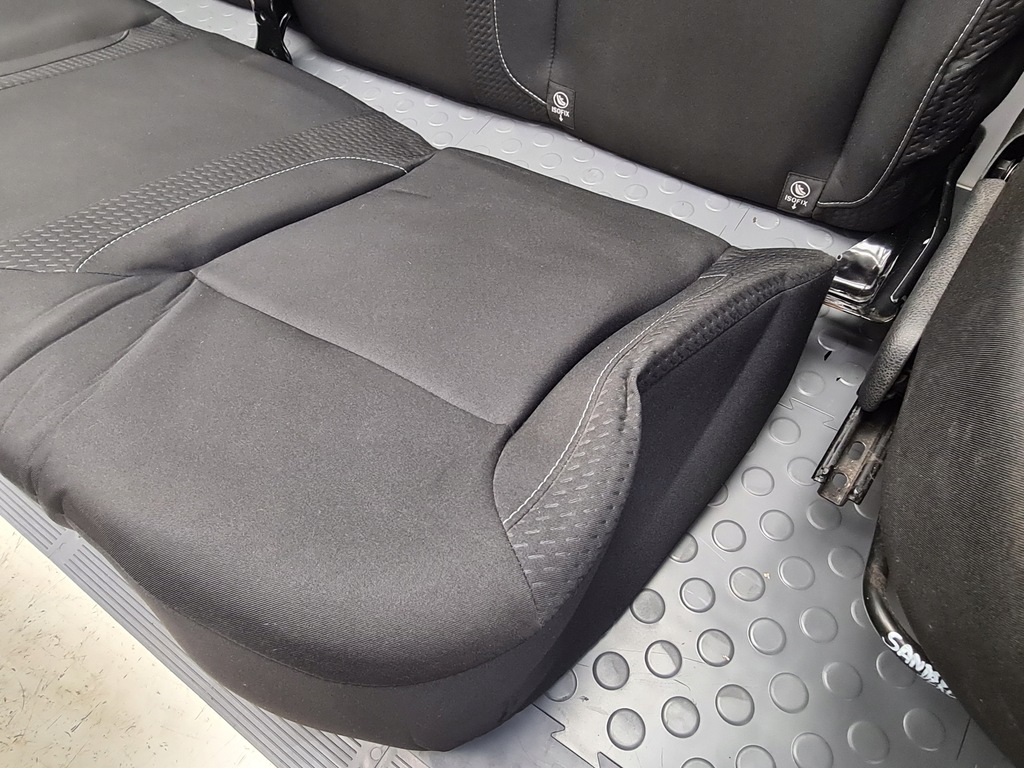 фото №15, Dacia sandero ii lift сиденья заднее сиденье
