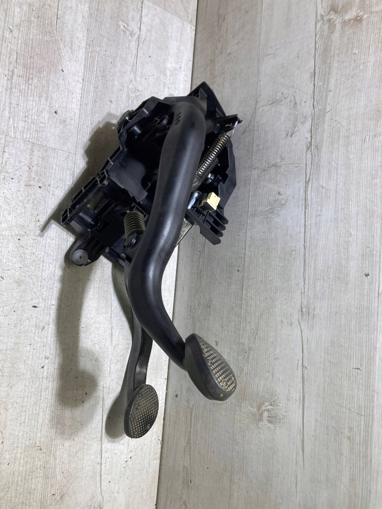 Купити Mini clubman f54 2016 педалі гальмо зчеплення 1.5 d