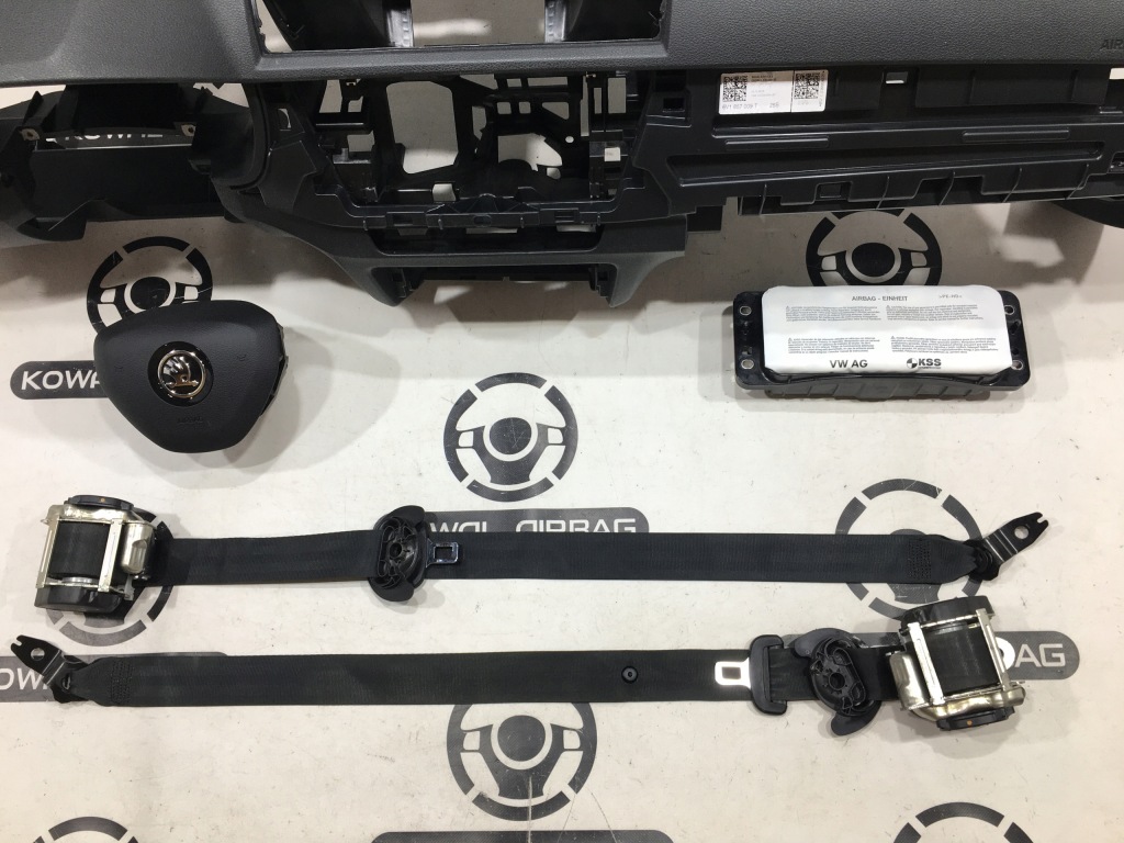 фото №8, Skoda fabia 3 iii 18-20 приборная панель панель  подушка безопасности подушки безопасности ремни oryg демонтаж